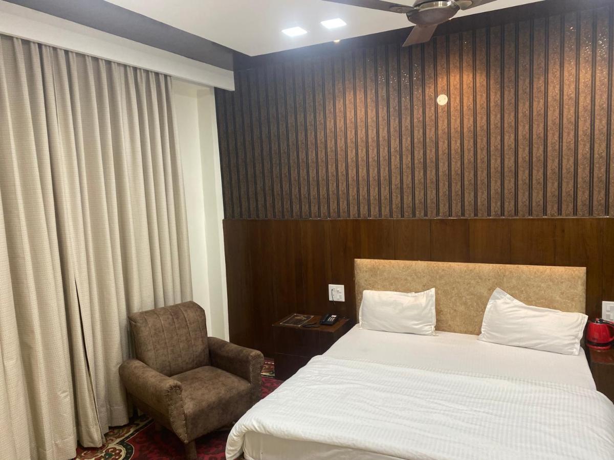 Hotel Temple View Inn Anandpur Sāhib Eksteriør billede