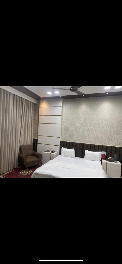 Hotel Temple View Inn Anandpur Sāhib Eksteriør billede