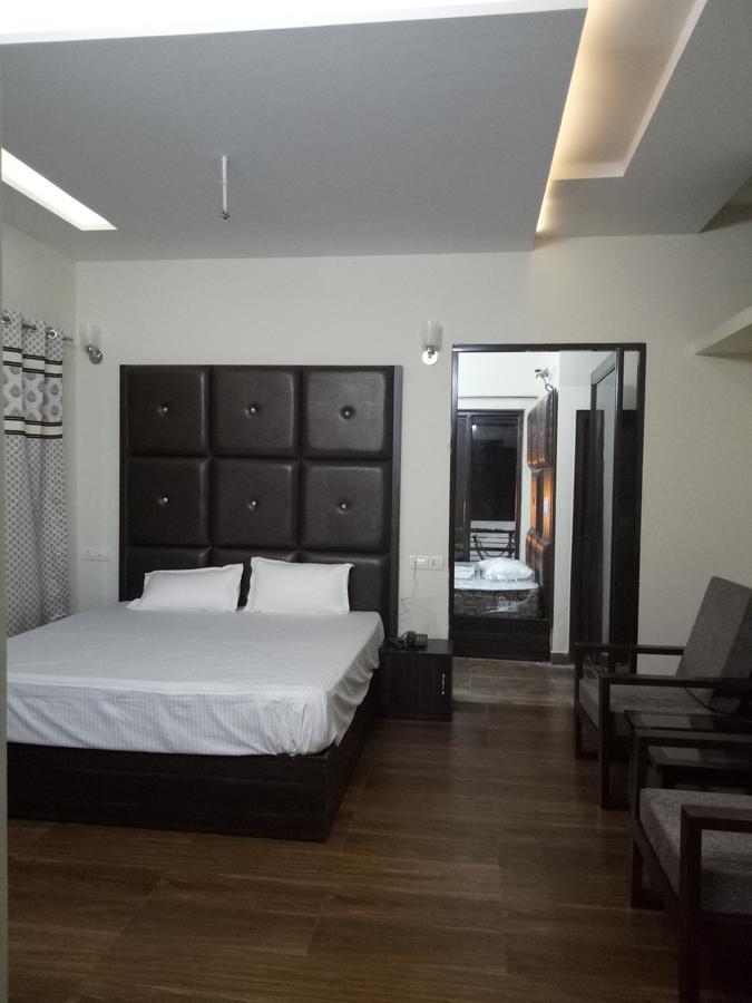 Hotel Temple View Inn Anandpur Sāhib Eksteriør billede