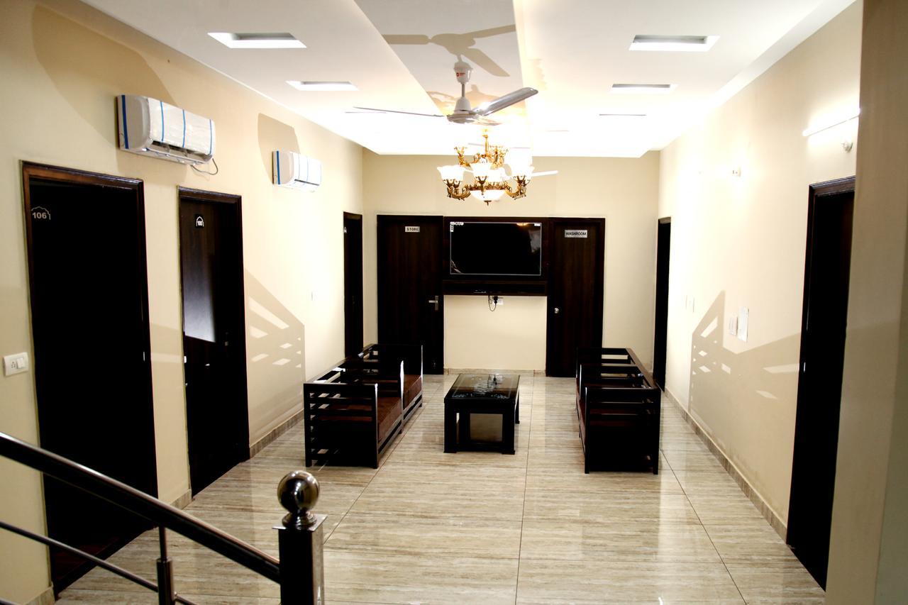 Hotel Temple View Inn Anandpur Sāhib Eksteriør billede